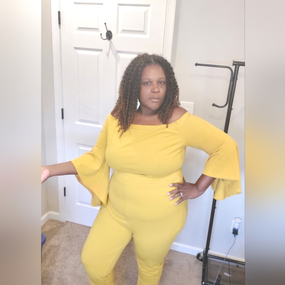 Ricarica Off-Shoulders bell-sleeve Jumpsuit- Size 2X Mustard slight callout